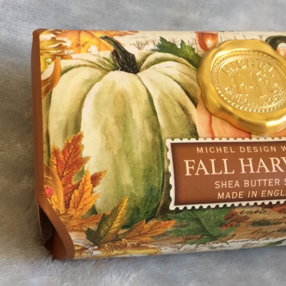 Fall Harvest Scented Shea Butter Designer Hand Soap Made in England NWT 8.7oz - Picture 3 of 14